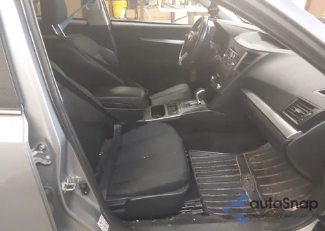 2011 Subaru Outback 3.6R Premium из США, поврежденный, VIN 4S4BRDGC6B2384777